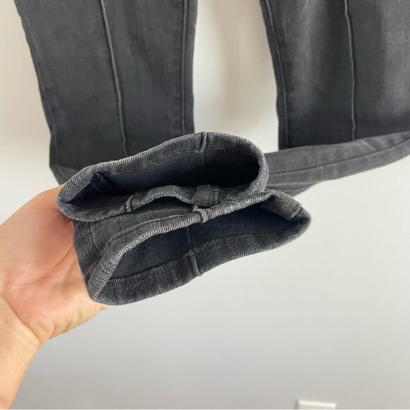 Good American | Women’s Good Legs Pintuck Jeans Denim Washed Black 035 High Rise - Picture 9 of 9